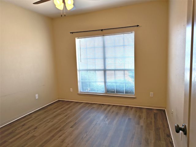 5725 Swords Drive, Fort Worth, TX 76137