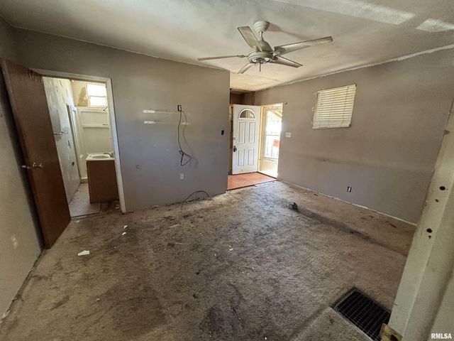 1516 S WESTMORELAND Avenue, Peoria, IL 61605