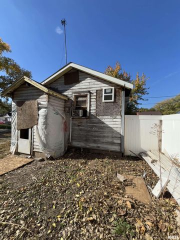 1516 S WESTMORELAND Avenue, Peoria, IL 61605