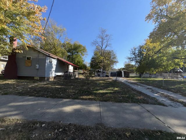 1516 S WESTMORELAND Avenue, Peoria, IL 61605