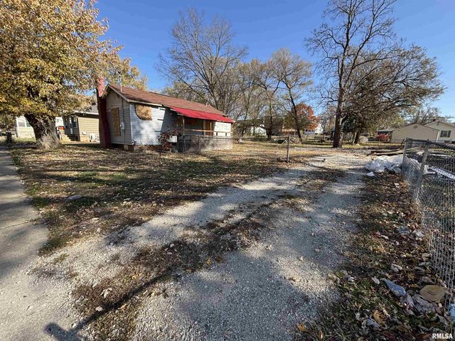 1516 S WESTMORELAND Avenue, Peoria, IL 61605