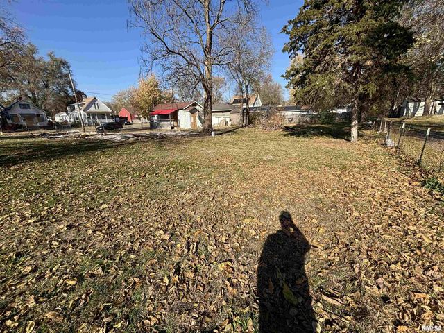 1516 S WESTMORELAND Avenue, Peoria, IL 61605