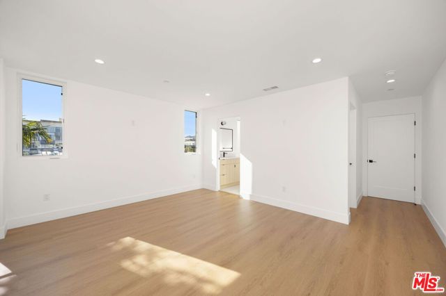 6239 Banner Avenue, Los Angeles, CA 90038