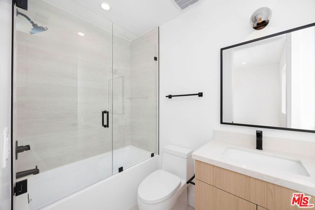 6239 Banner Avenue, Los Angeles, CA 90038