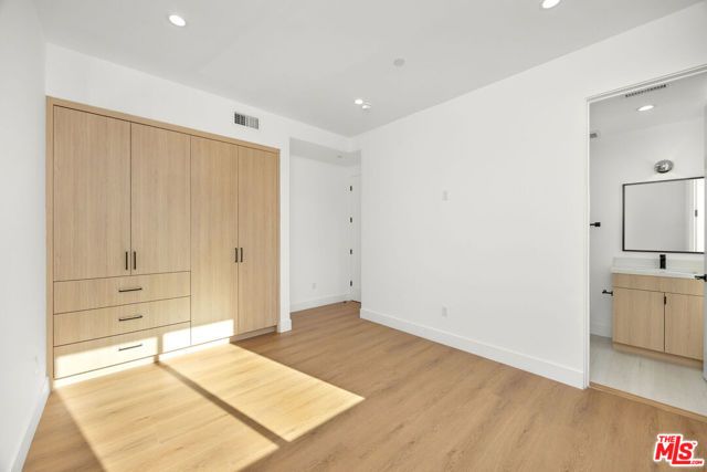 6239 Banner Avenue, Los Angeles, CA 90038