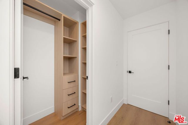 6239 Banner Avenue, Los Angeles, CA 90038