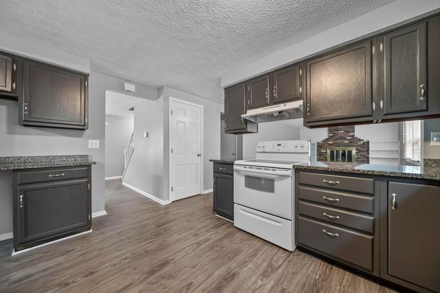 909 Prince William Lane, Westerville, OH 43081