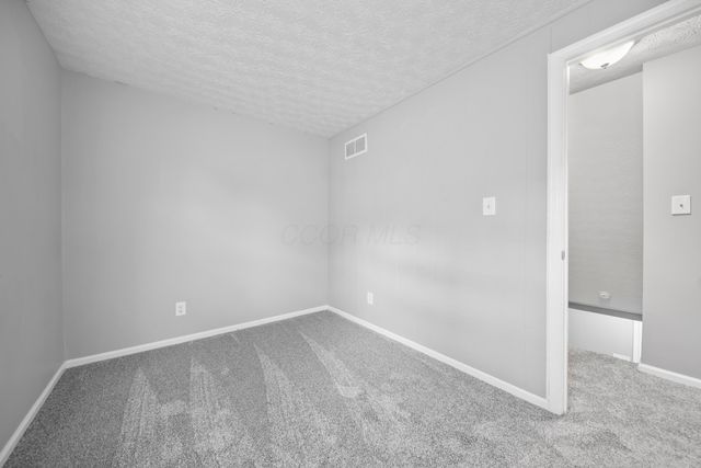 909 Prince William Lane, Westerville, OH 43081
