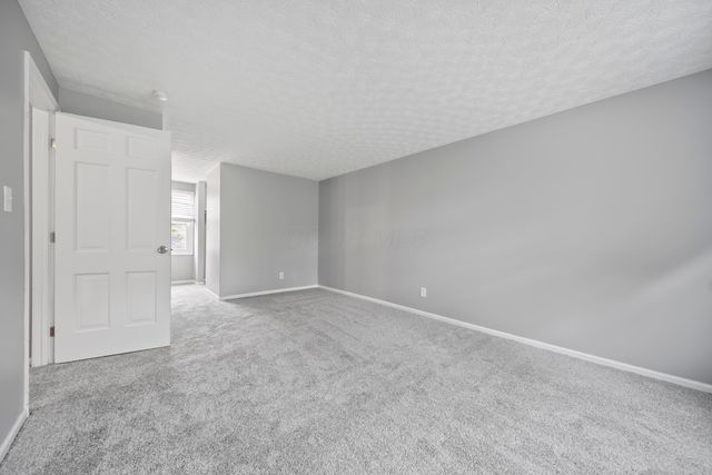 909 Prince William Lane, Westerville, OH 43081