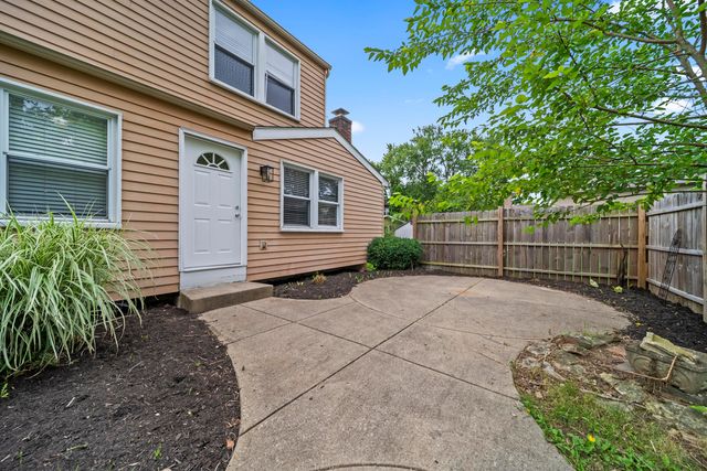 909 Prince William Lane, Westerville, OH 43081