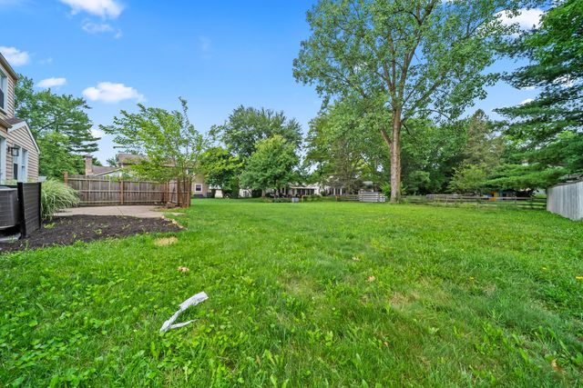 909 Prince William Lane, Westerville, OH 43081