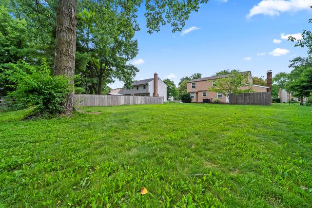 909 Prince William Lane, Westerville, OH 43081