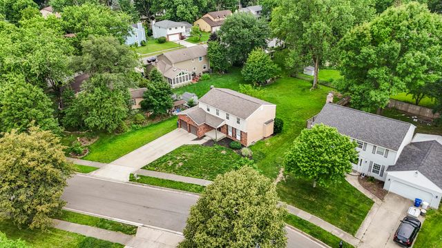 909 Prince William Lane, Westerville, OH 43081