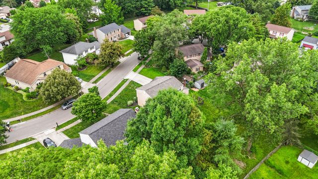 909 Prince William Lane, Westerville, OH 43081