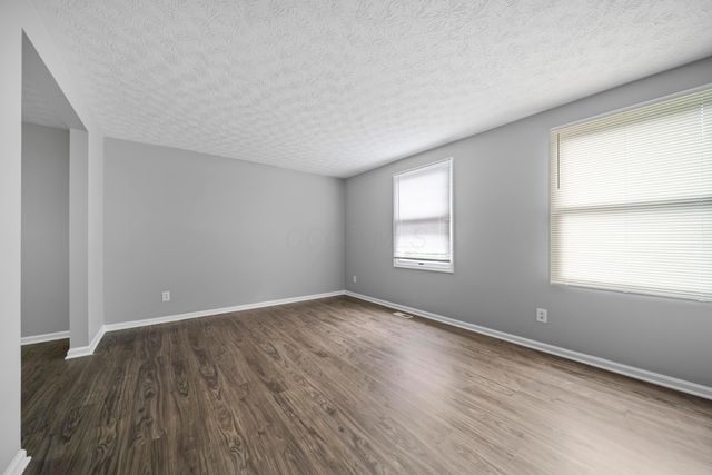 909 Prince William Lane, Westerville, OH 43081
