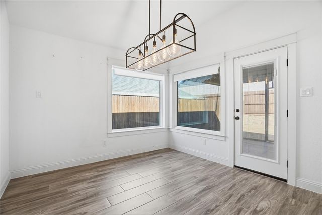 929 Tesslynn Avenue, Godley, TX 76044