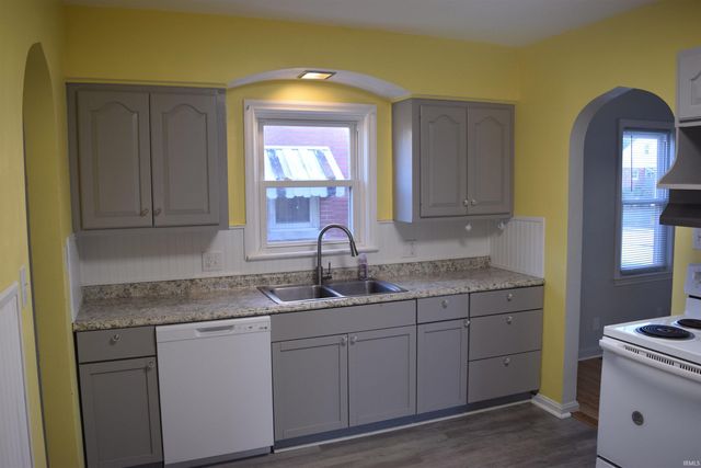 312 Herndon Drive, Evansville, IN 47711