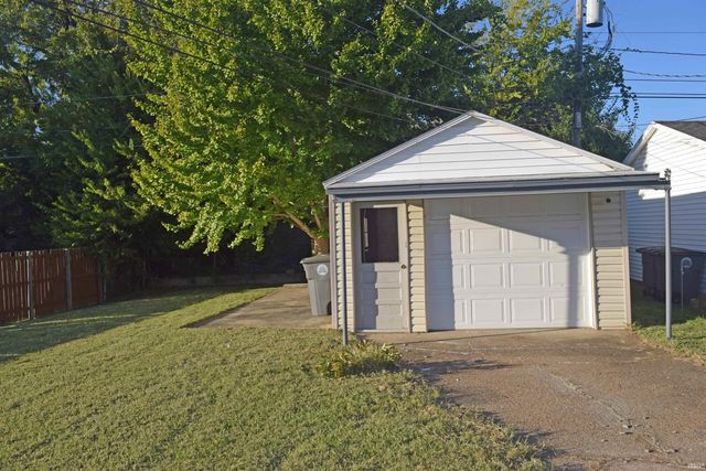 312 Herndon Drive, Evansville, IN 47711
