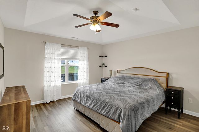 562 N Wyndstone Way, Fortville, IN 46040