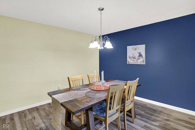 562 N Wyndstone Way, Fortville, IN 46040