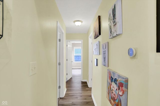 562 N Wyndstone Way, Fortville, IN 46040