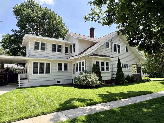 7226 Hubbard Avenue, Middleton, WI 53562