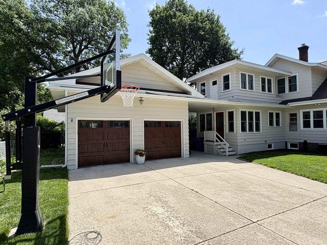 7226 Hubbard Avenue, Middleton, WI 53562