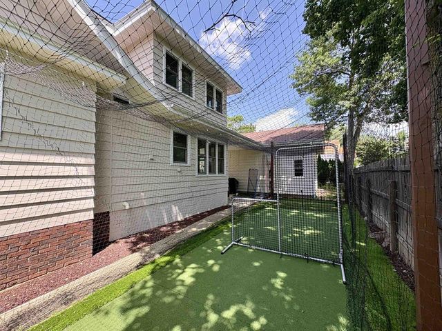 7226 Hubbard Avenue, Middleton, WI 53562