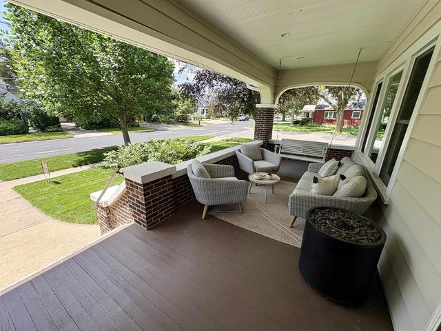 7226 Hubbard Avenue, Middleton, WI 53562