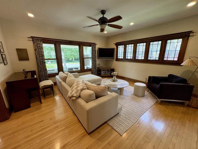 7226 Hubbard Avenue, Middleton, WI 53562