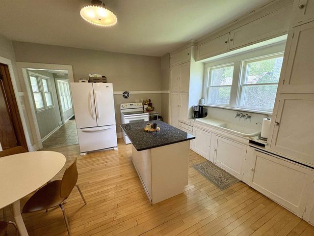 7226 Hubbard Avenue, Middleton, WI 53562
