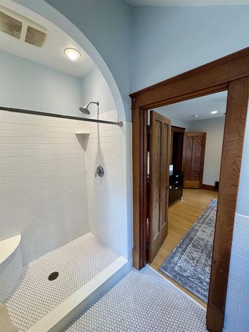 7226 Hubbard Avenue, Middleton, WI 53562