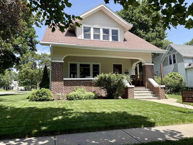 7226 Hubbard Avenue, Middleton, WI 53562