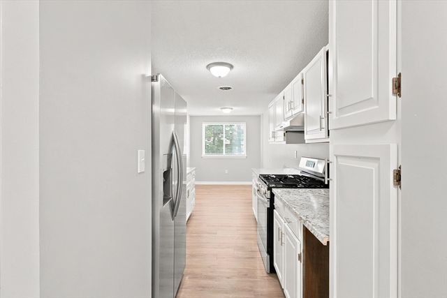 255 North Rd 158, Chelmsford, MA 01824