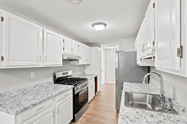 255 North Rd 158, Chelmsford, MA 01824