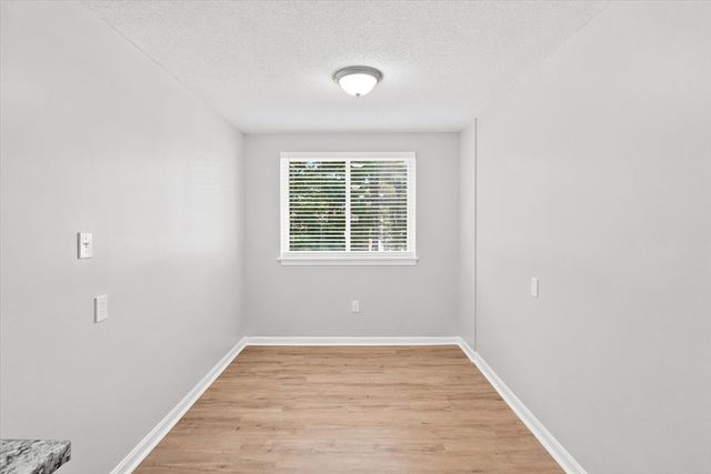 255 North Rd 158, Chelmsford, MA 01824