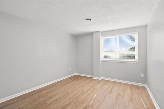 255 North Rd 158, Chelmsford, MA 01824