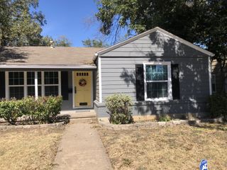 3458 Brady Avenue, Fort Worth, TX 76109