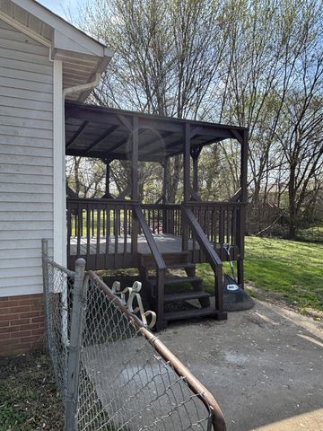 641 Artic Ave, Oak Grove, KY 42262