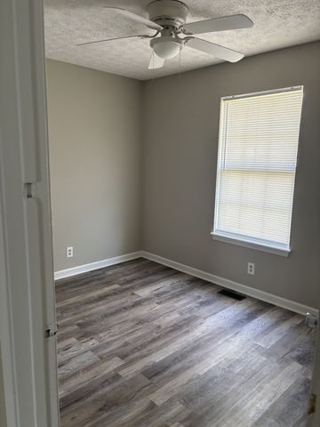 641 Artic Ave, Oak Grove, KY 42262