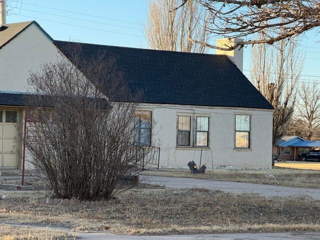 809 Avenue E, Abernathy, TX 79311