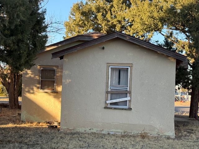 809 Avenue E, Abernathy, TX 79311