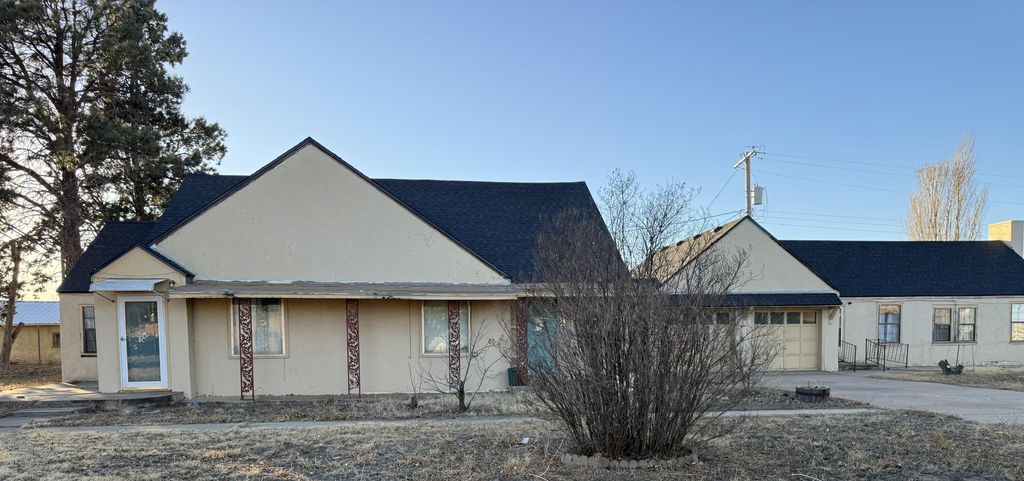 809 Avenue E, Abernathy, TX 79311