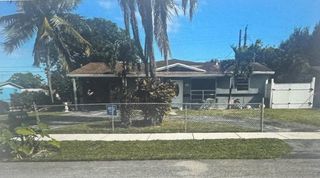 1520 NW 33rd Terrace, Lauderhill, FL 33311