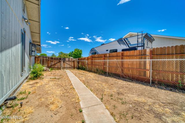 674 Bluerock Road, Gardnerville, NV 89460