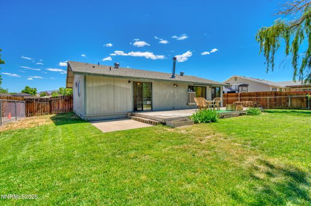 674 Bluerock Road, Gardnerville, NV 89460