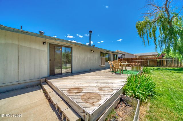 674 Bluerock Road, Gardnerville, NV 89460