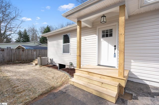 322 Piedmont Park Road, Greenville, SC 29609