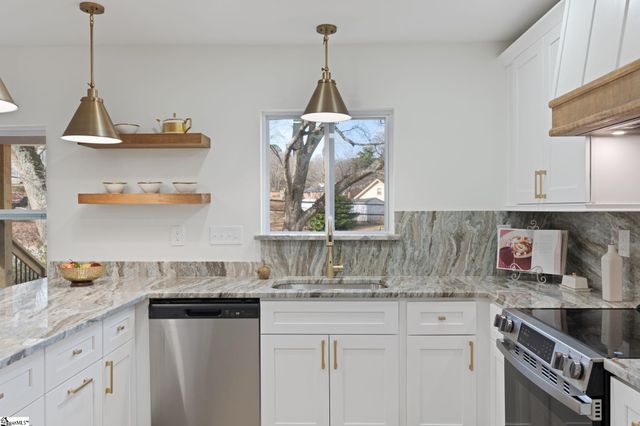 322 Piedmont Park Road, Greenville, SC 29609