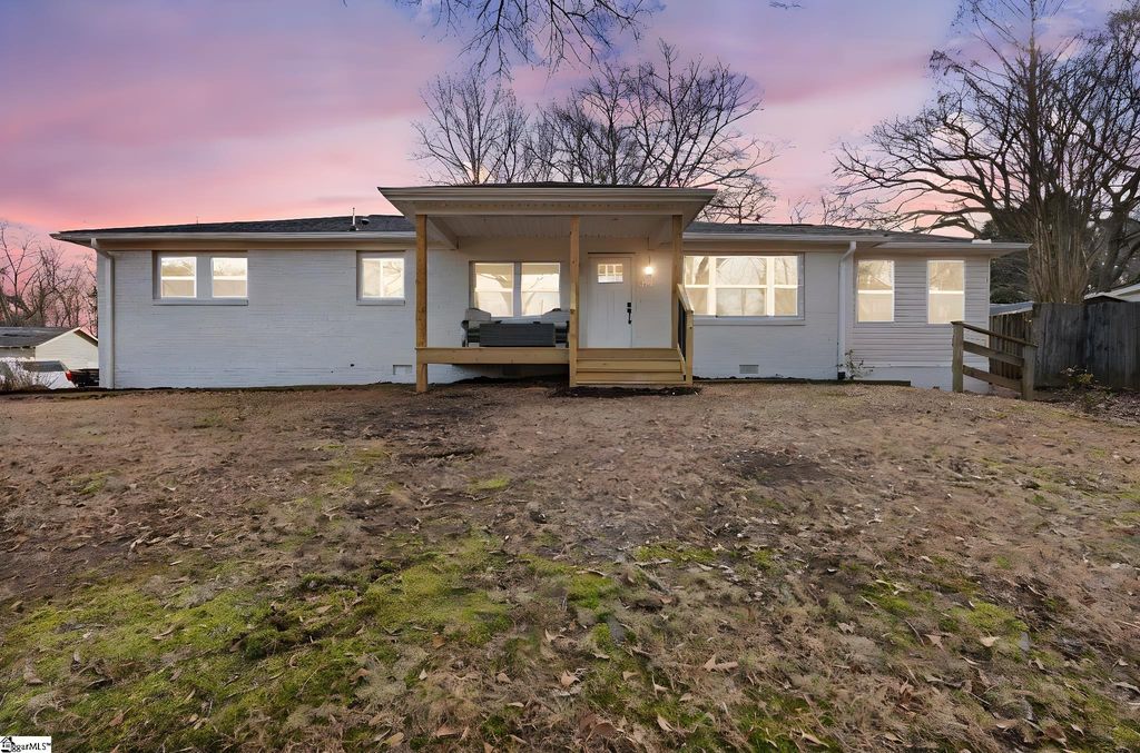 322 Piedmont Park Road, Greenville, SC 29609